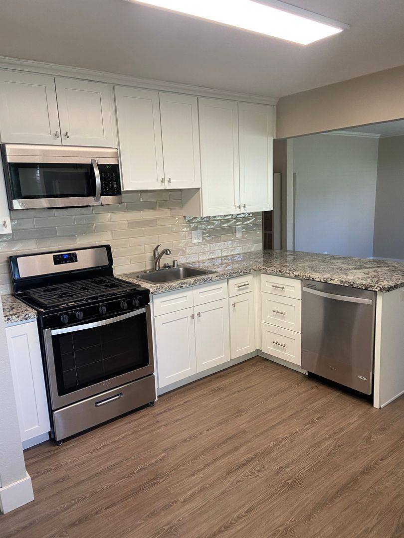 Apartment for rent at 705-707-709 Mormon St, Folsom, CA 95630