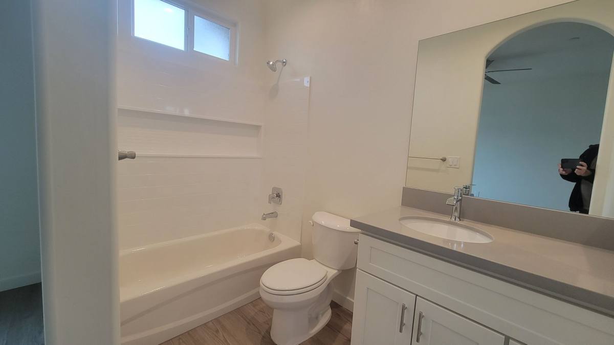 Apartment for rent at 6909 Paige Elizabeth, Bakersfield, CA 93313
