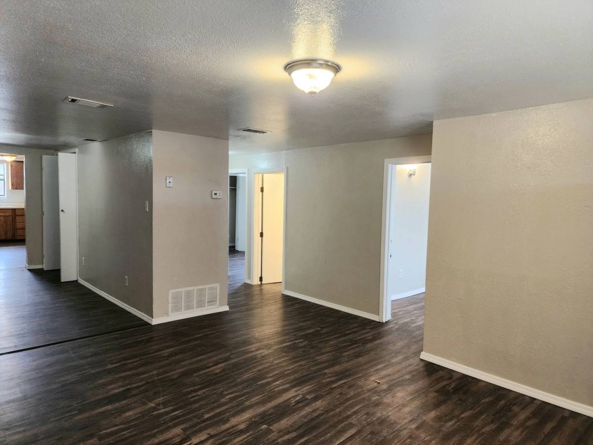 Townhouse for rent at 905 N Ave, Portales, NM 88130