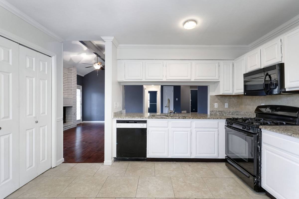 House for rent at 8615 Timber Lodge, San Antonio, TX 78250