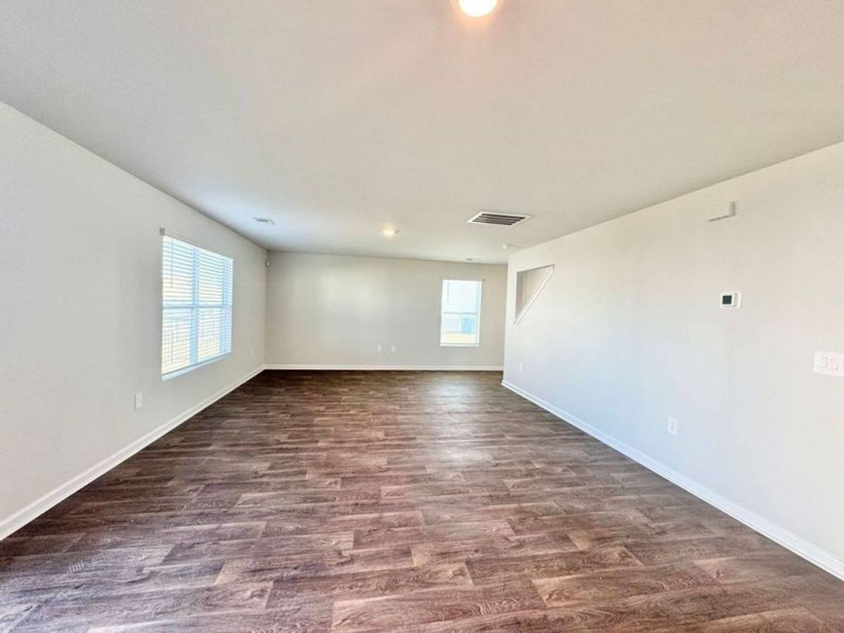 House for rent at 307 Windmill Dr, Rincon, GA 31326