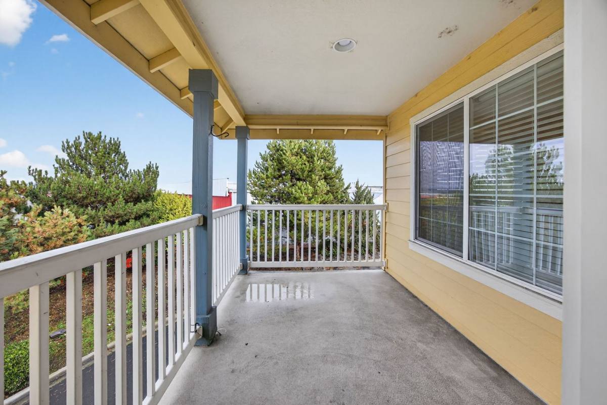 Apartment for rent at 2533 Corona, Medford, OR 97504