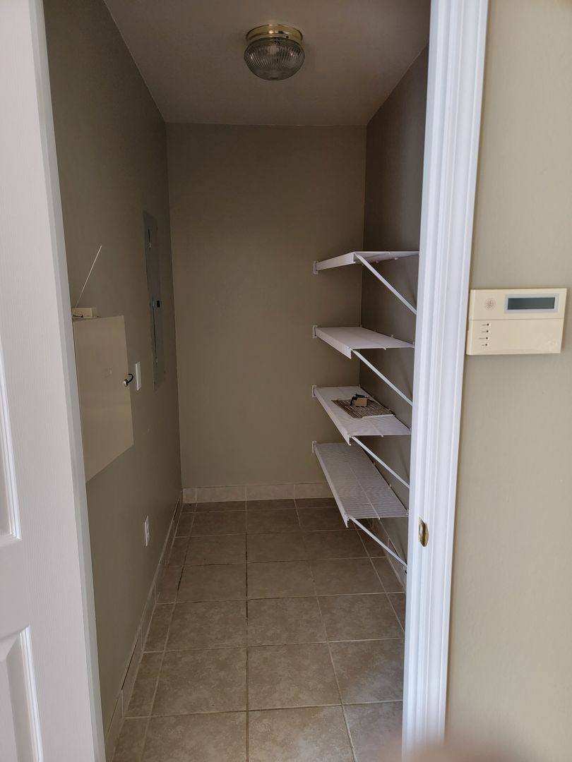 Apartment for rent at 123 Hickory Ridge Dr, Saint Robert, MO 65584