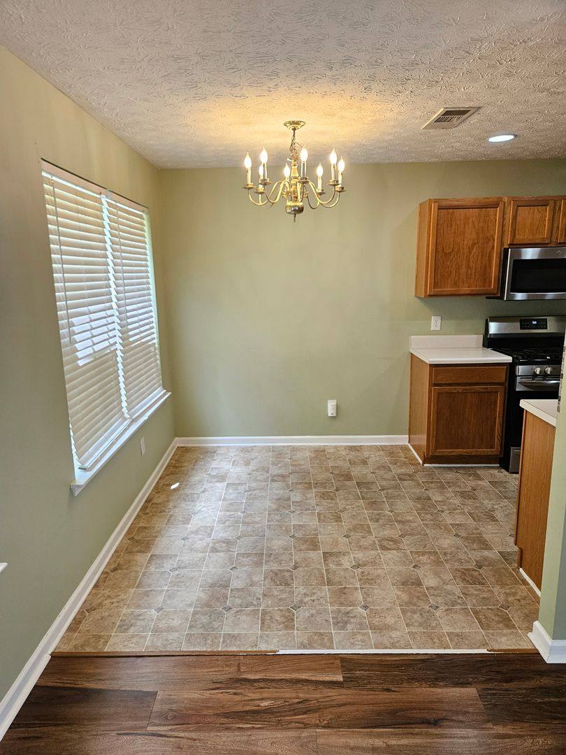 House for rent at 176 Oak Grove Place, Acworth, GA 30102