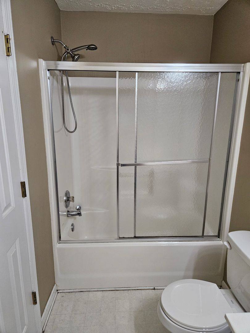 House for rent at 176 Oak Grove Place, Acworth, GA 30102