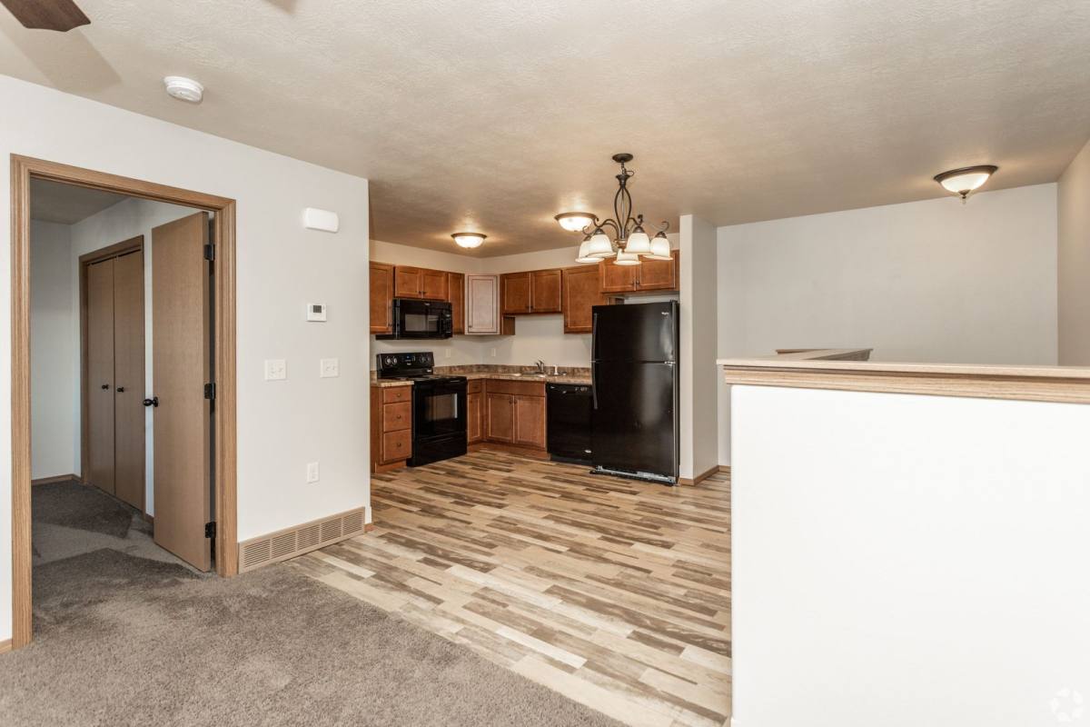 Townhouse for rent at 6700 S Santa Rosa Place, Sioux Falls, SD 57108