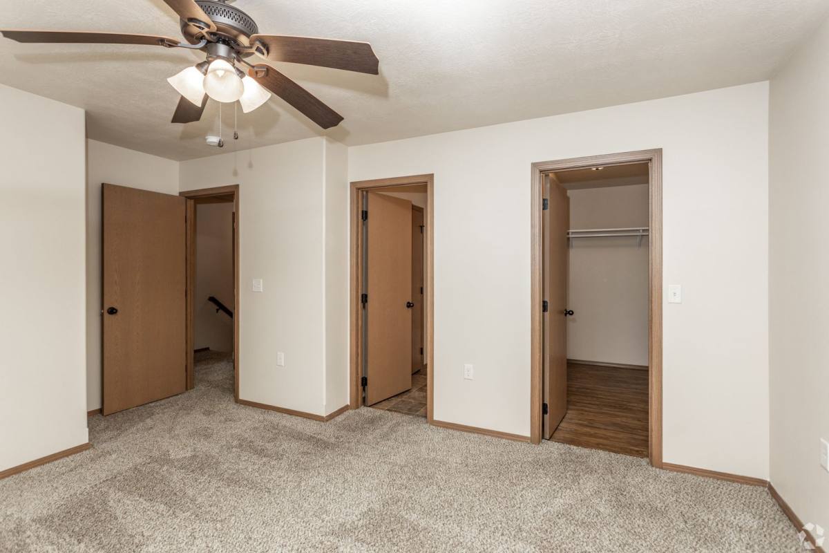 Townhouse for rent at 6700 S Santa Rosa Place, Sioux Falls, SD 57108