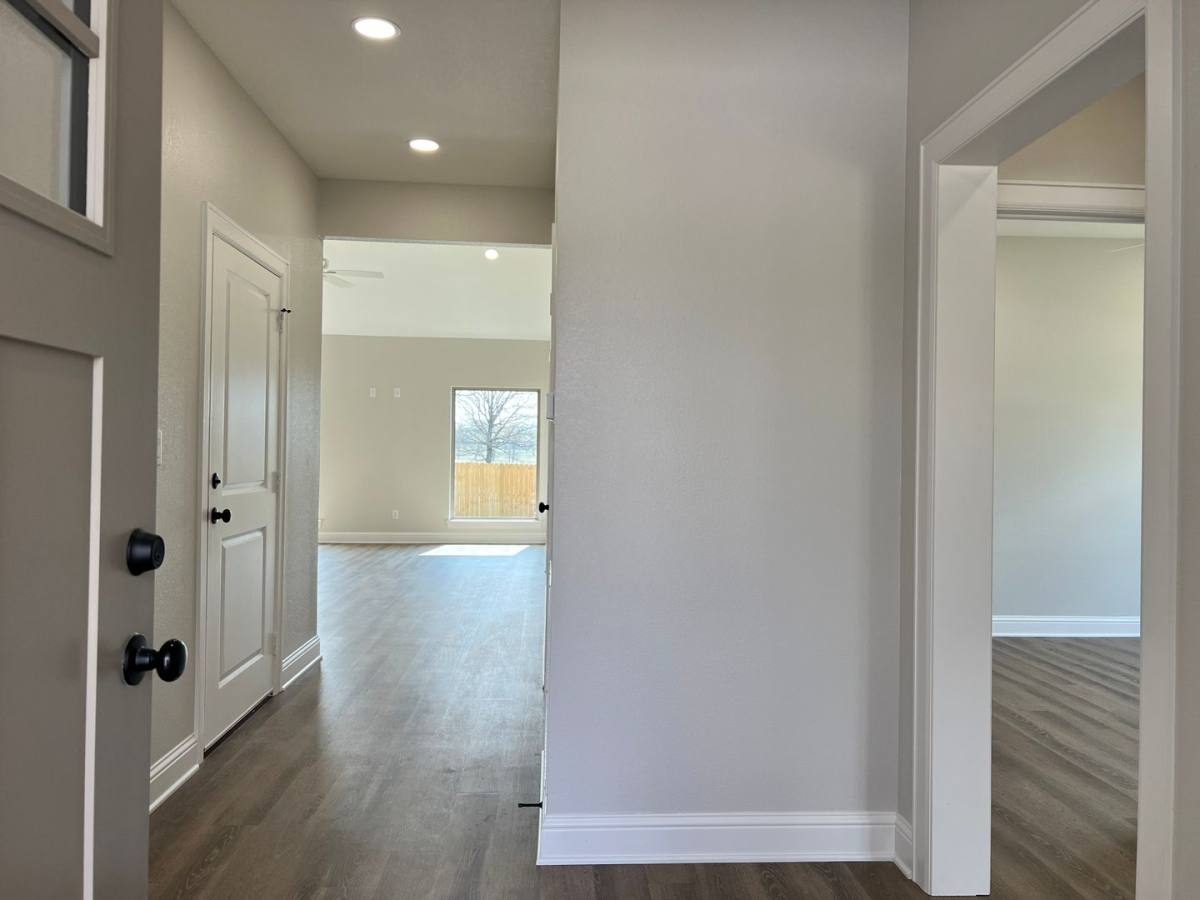 Apartment for rent at 10675 County Rd, Bullard, TX 75757