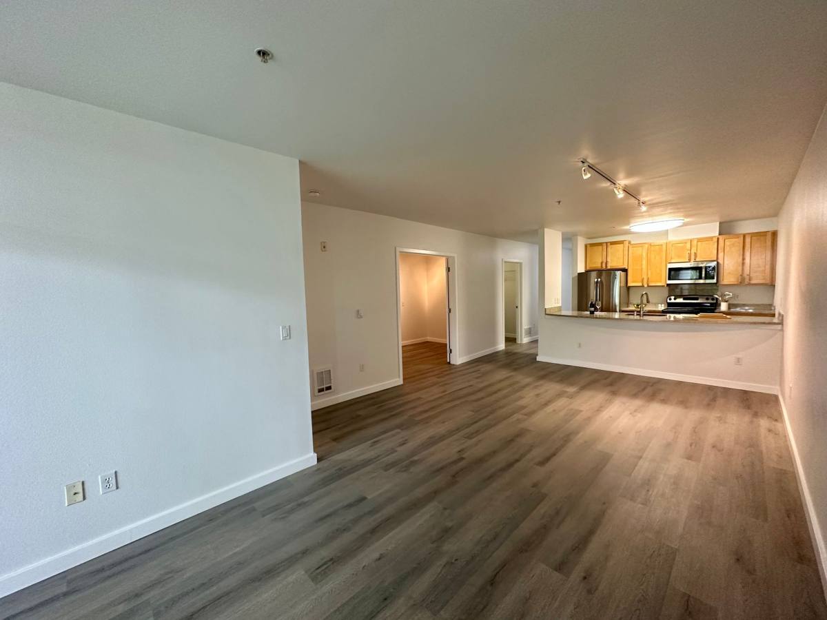 Apartment for rent at 900 108th Ave NE, Bellevue, WA 98004