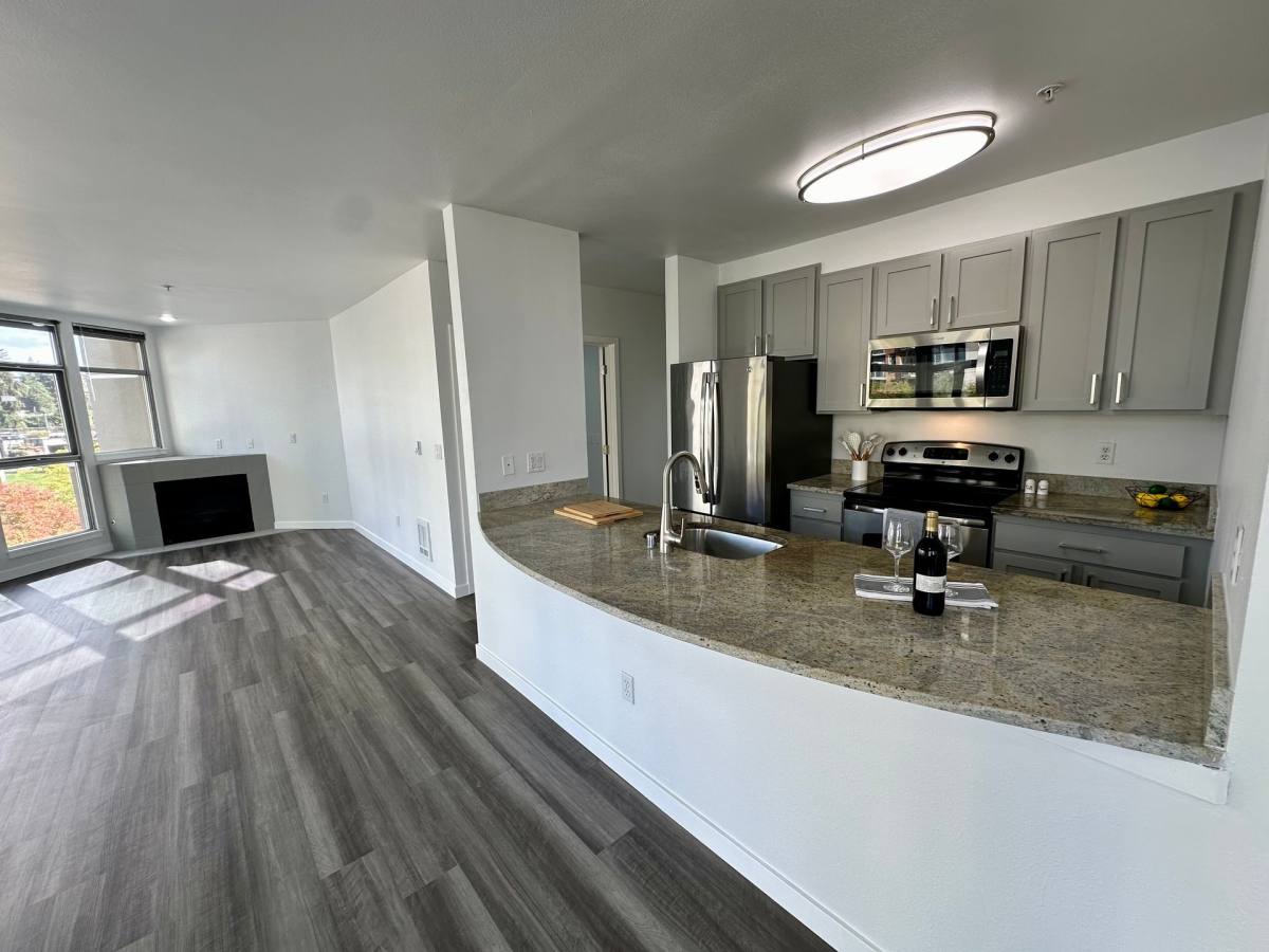 Apartment for rent at 900 108th Ave NE, Bellevue, WA 98004