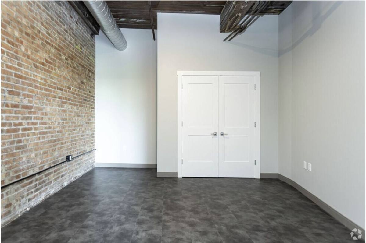 Apartment for rent at 600 N Franklin St, Syracuse, NY 13204
