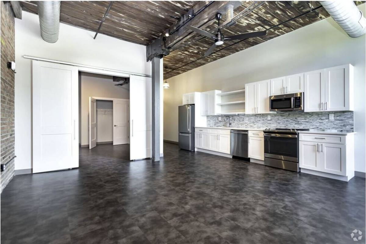 Apartment for rent at 600 N Franklin St, Syracuse, NY 13204