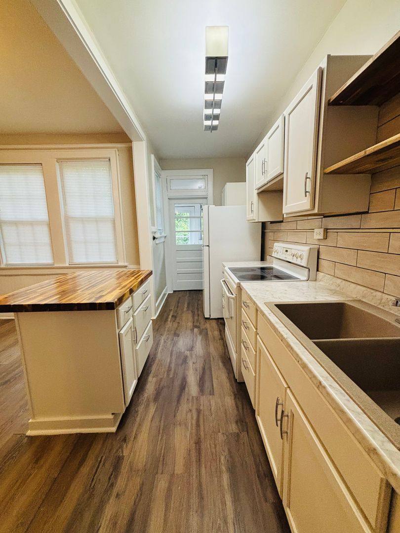 House for rent at 807 Cedar Terrace, Columbia, SC 29209