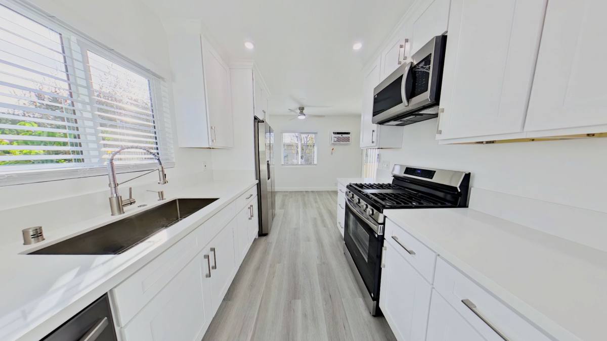 Apartment for rent at 10070 Gilbert St, Anaheim, CA 92804