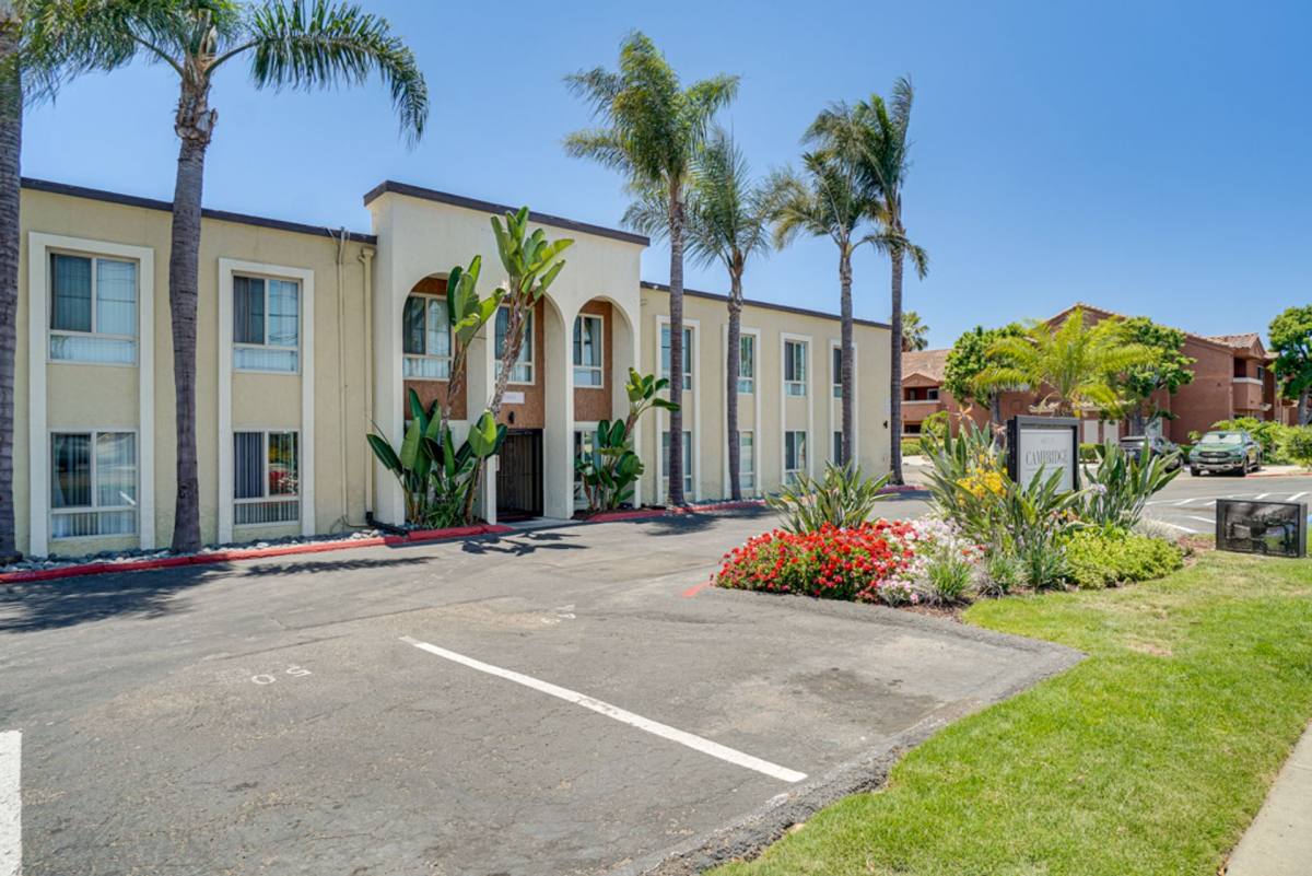 Apartment for rent at 660 F St, Chula Vista, CA 91910