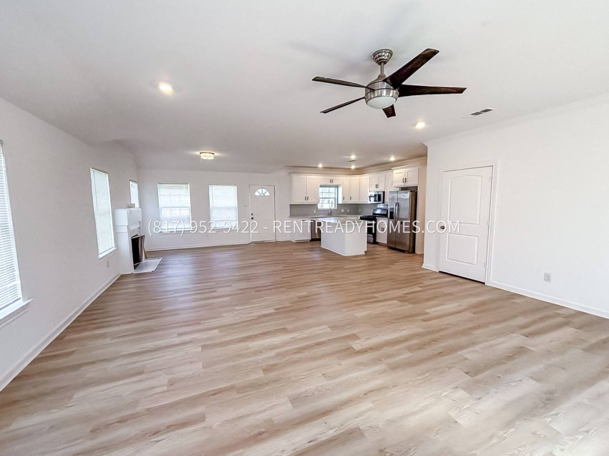 House for rent at 2117 Christine Ave, Fort Worth, TX 76105