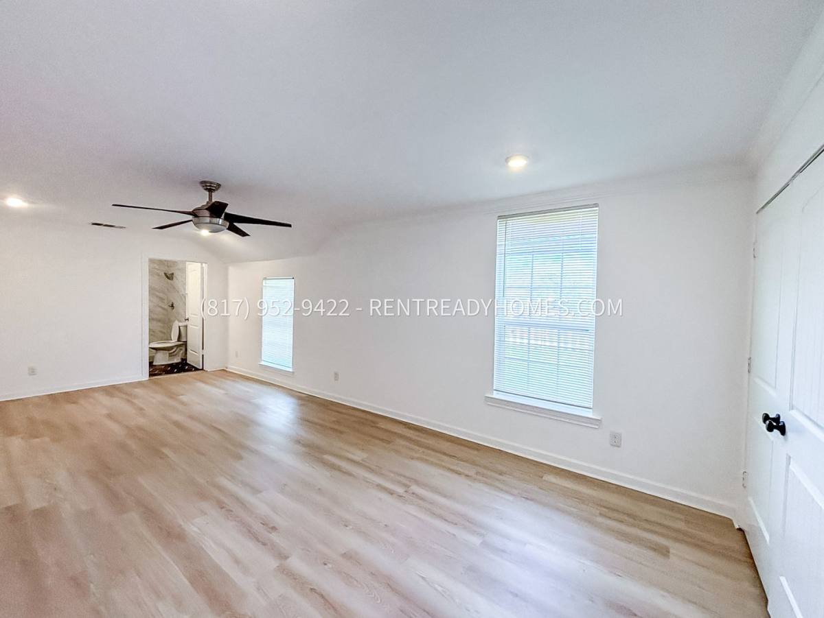 House for rent at 2117 Christine Ave, Fort Worth, TX 76105
