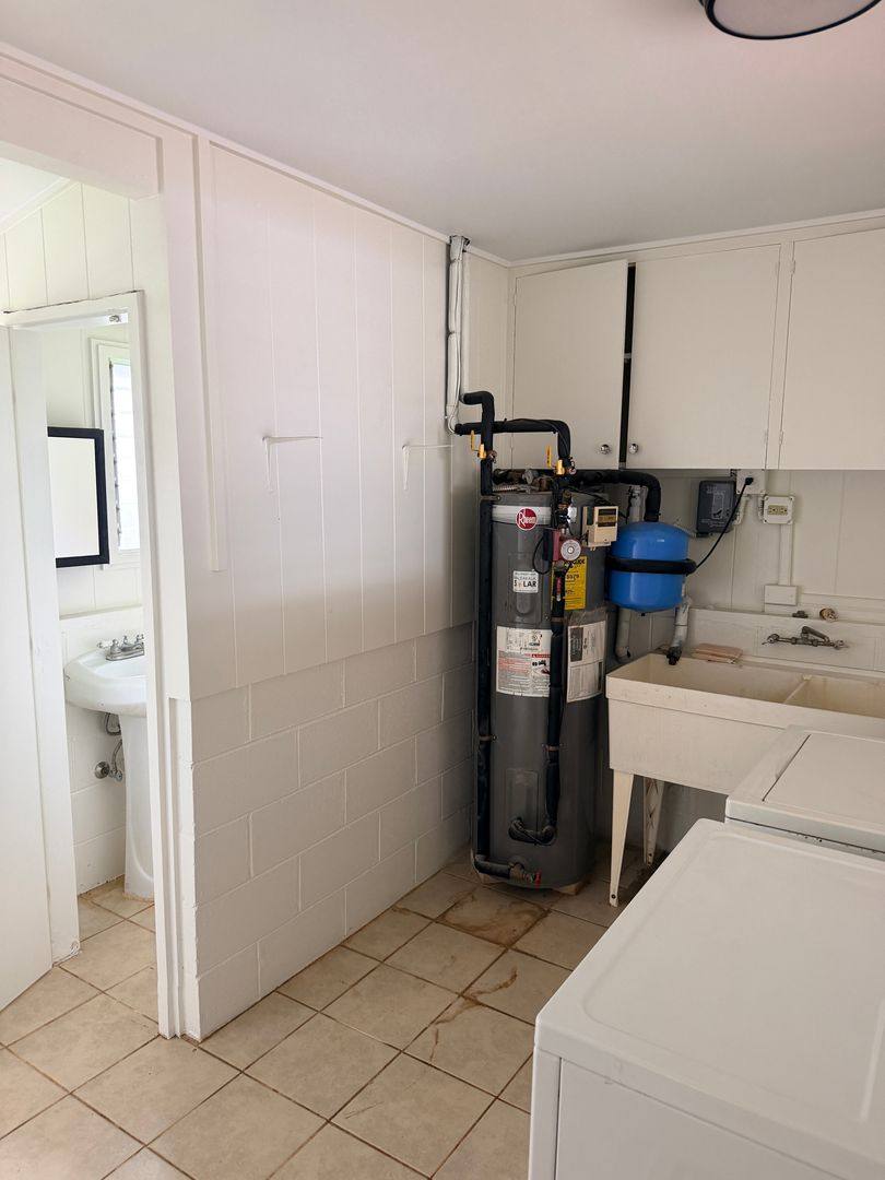 House for rent at 210 Awapuhi Place, Wailuku, HI 96793