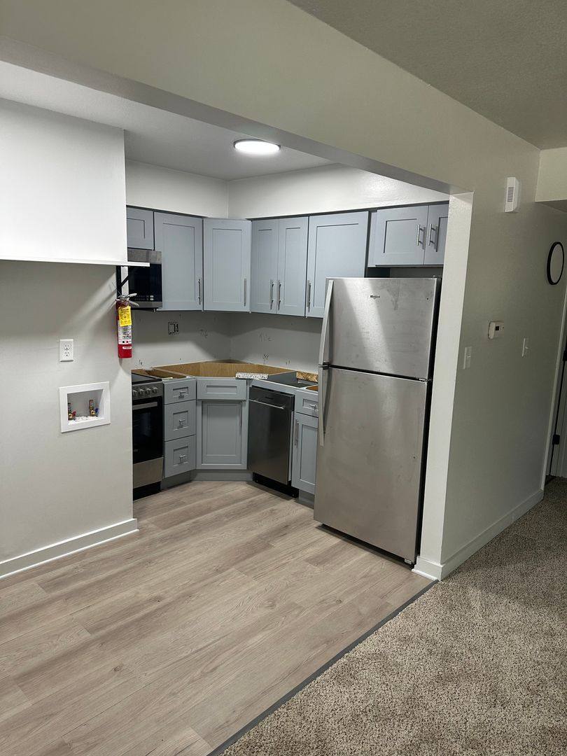 Apartment for rent at 3302 W 8th St, Lawrence, KS 66049