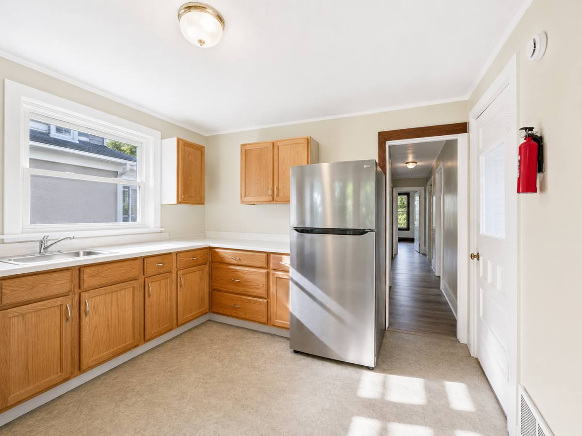 Apartment for rent at 855 Work Dr, Akron, OH 44320