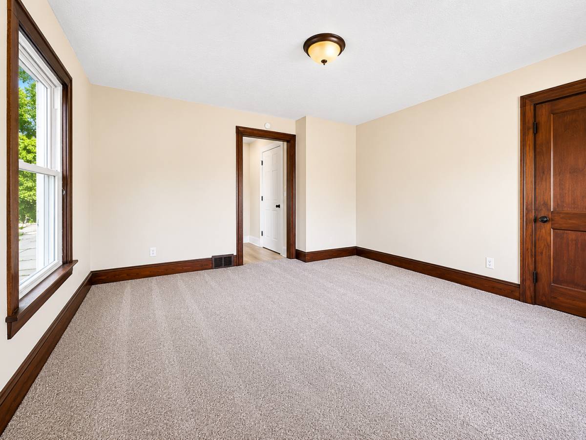 Apartment for rent at 855 Work Dr, Akron, OH 44320