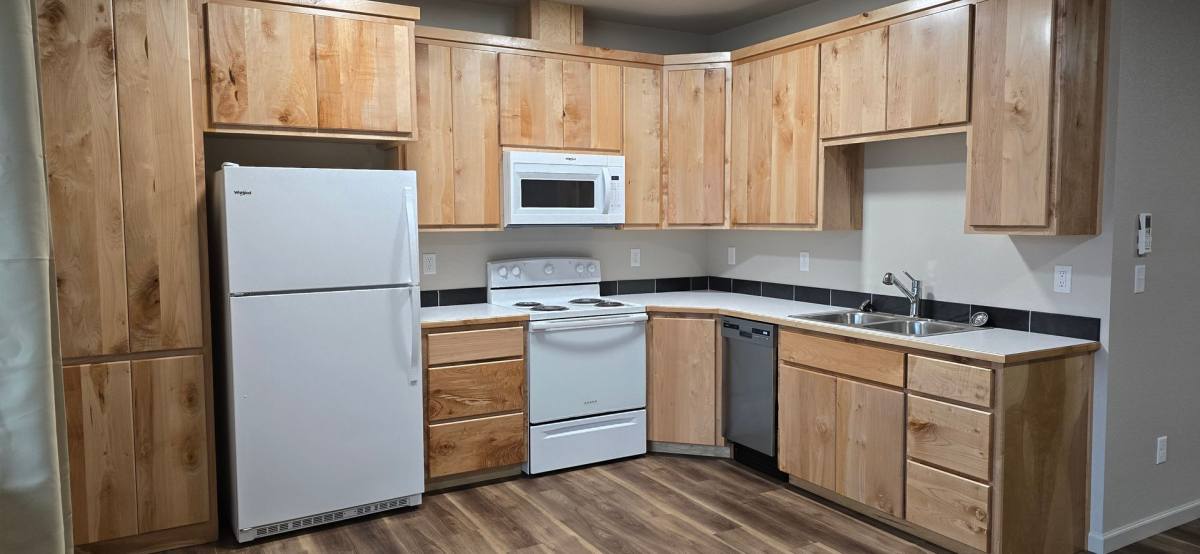 Apartment for rent at 103 S Main St, Drain, OR 97435