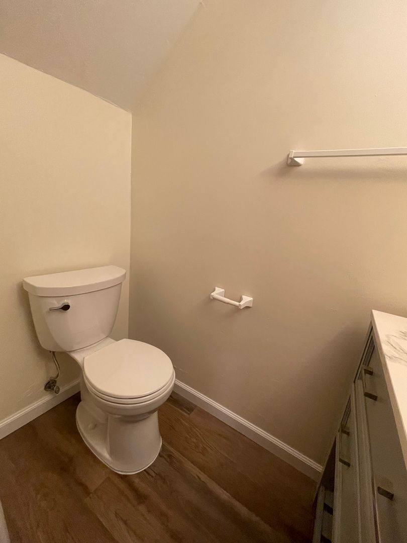 Apartment for rent at 914 SW 59th Terrace, Gainesville, FL 32607