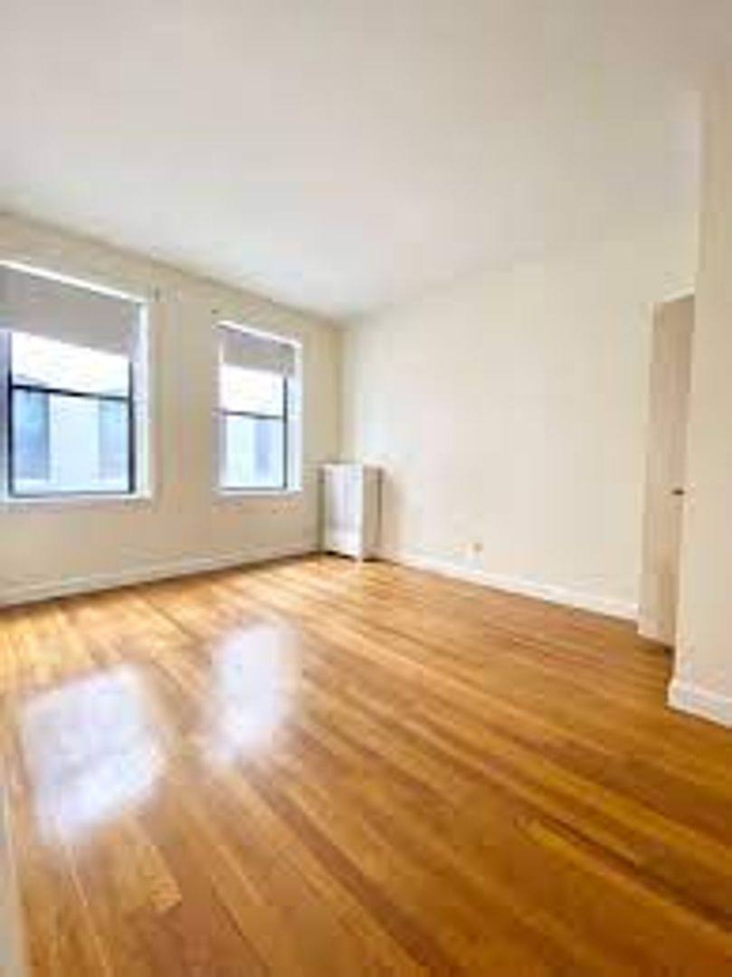 Apartment for rent at 1135 Commonwealth Ave #2, Allston, MA 02134