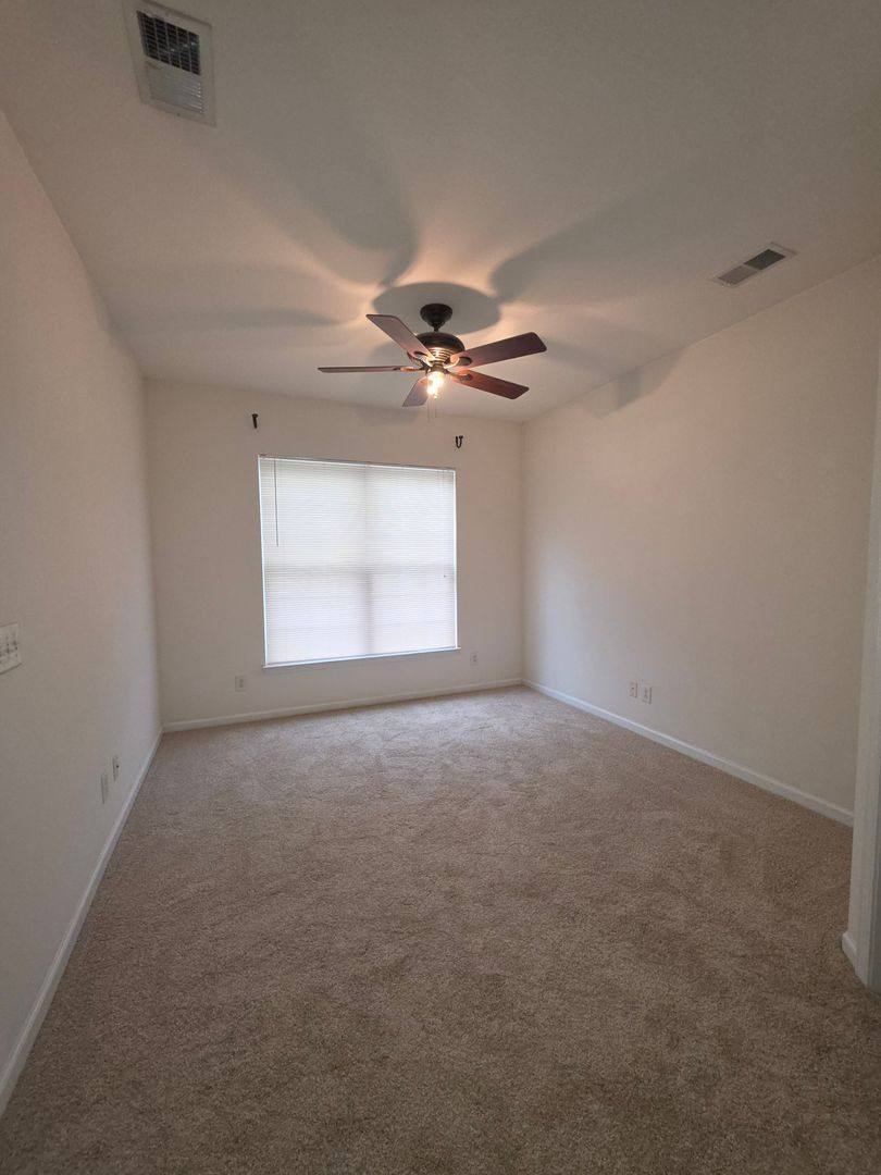 Townhouse for rent at 151-C Chenoa Dr, Murrells Inlet, SC 29576