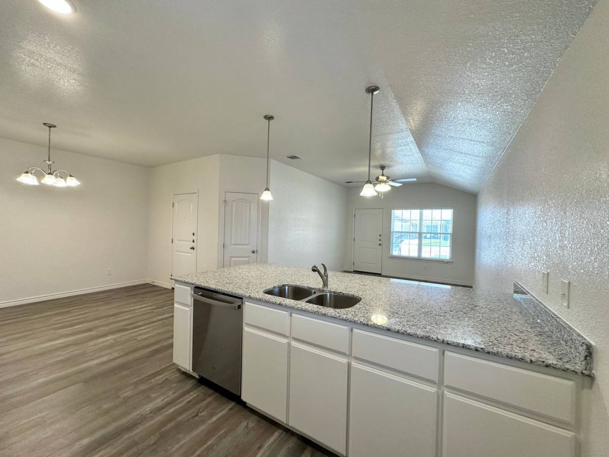 Townhouse for rent at 306 B Dolphin Dr, Temple, TX 76501