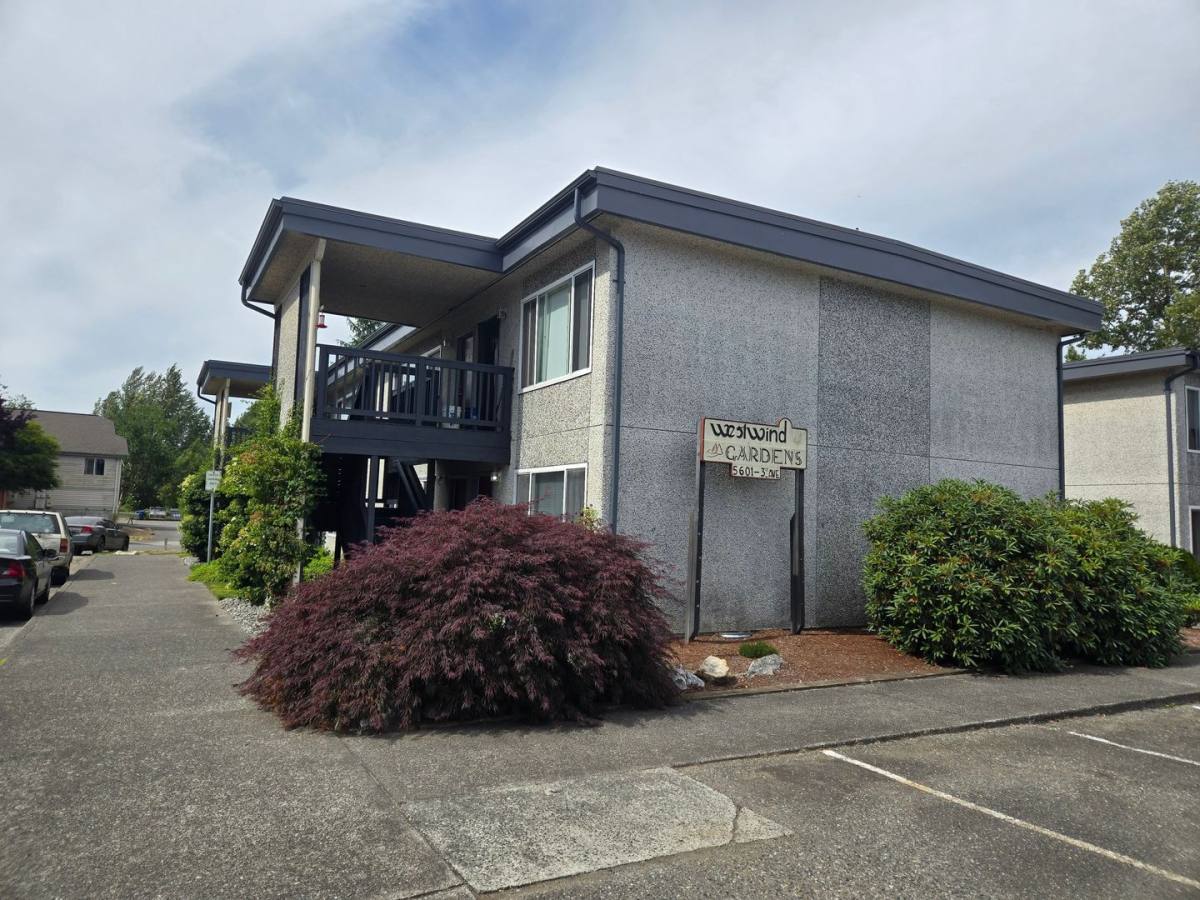 Apartment for rent at 5601 Third Ave, Ferndale, WA 98248