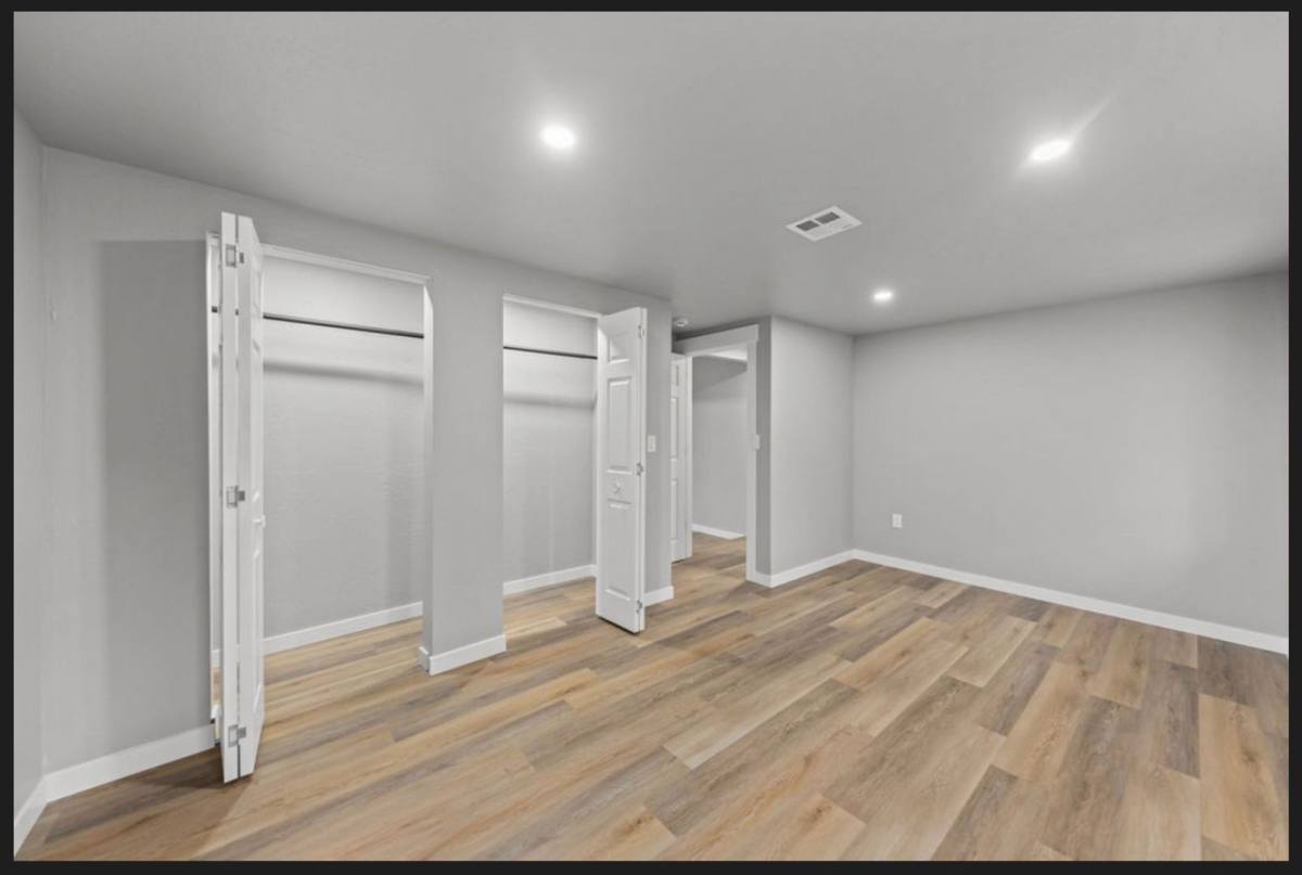 Apartment for rent at 6208 Dark Hollow Rd, Medford, OR 97501