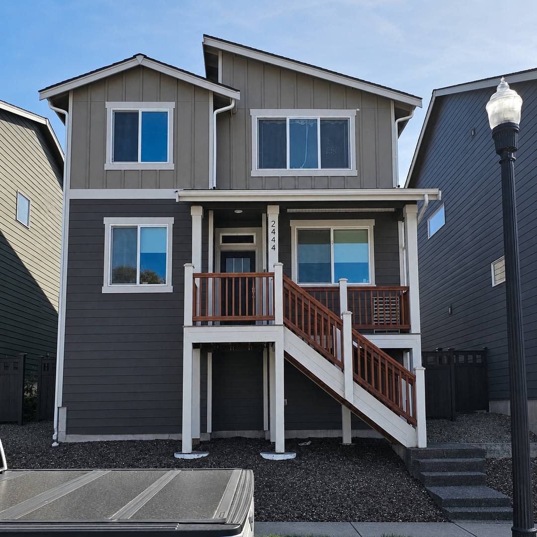 House for rent at 2444 Seringa Ave, Bremerton, WA 98310