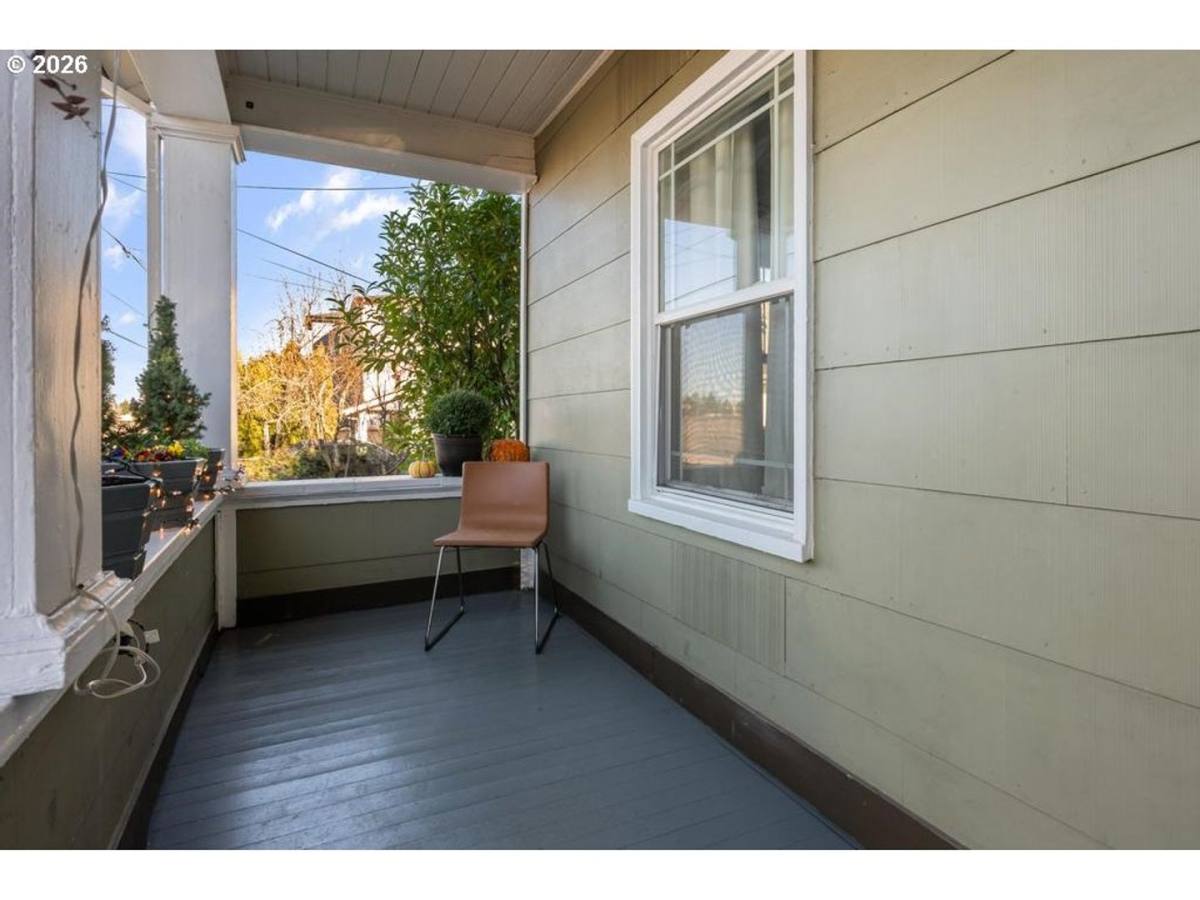 Condo for rent at 6059 NE Willow, Portland, OR 97213