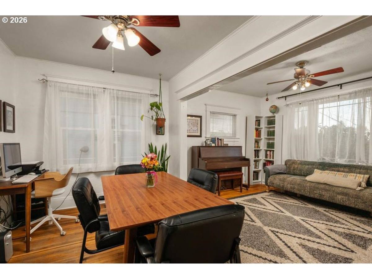 Condo for rent at 6059 NE Willow, Portland, OR 97213