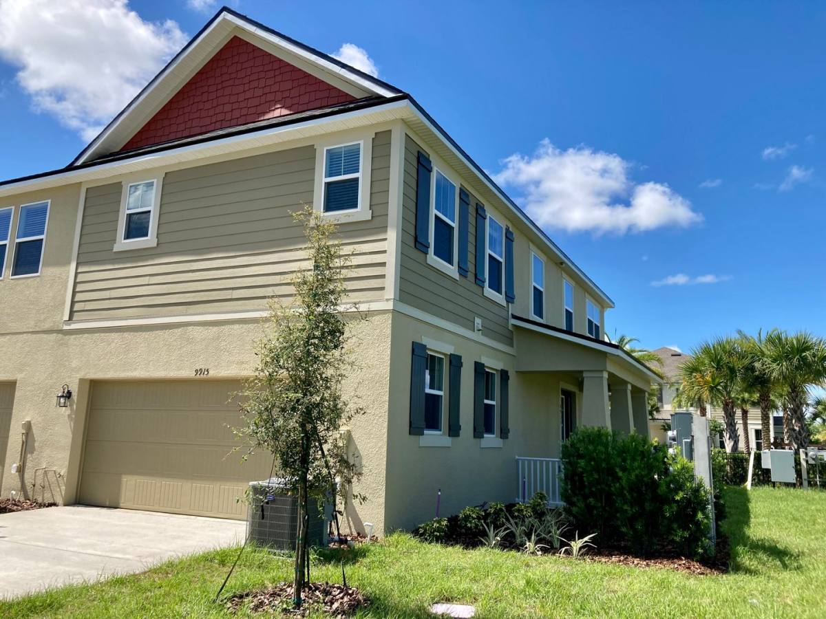 Townhouse for rent at 9915 Randal Walk St, Orlando, FL 32832