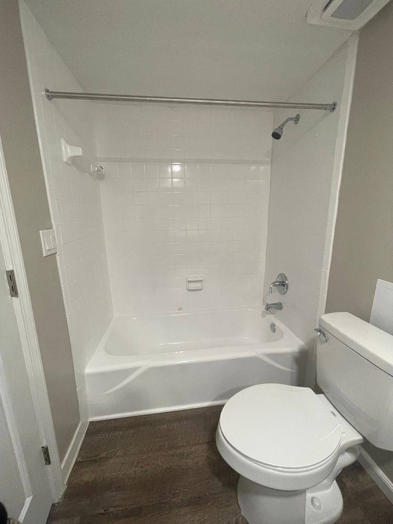 Apartment for rent at 4950 Richard St, Jacksonville, FL 32207