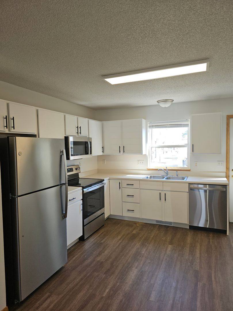 Townhouse for rent at 504 5th St, Coralville, IA 52241