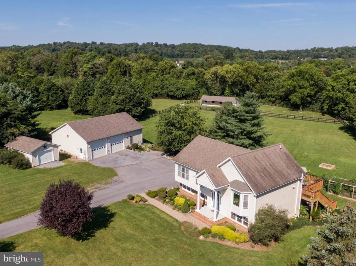 House for rent at 131 Stonedown Lane, Winchester, VA 22603