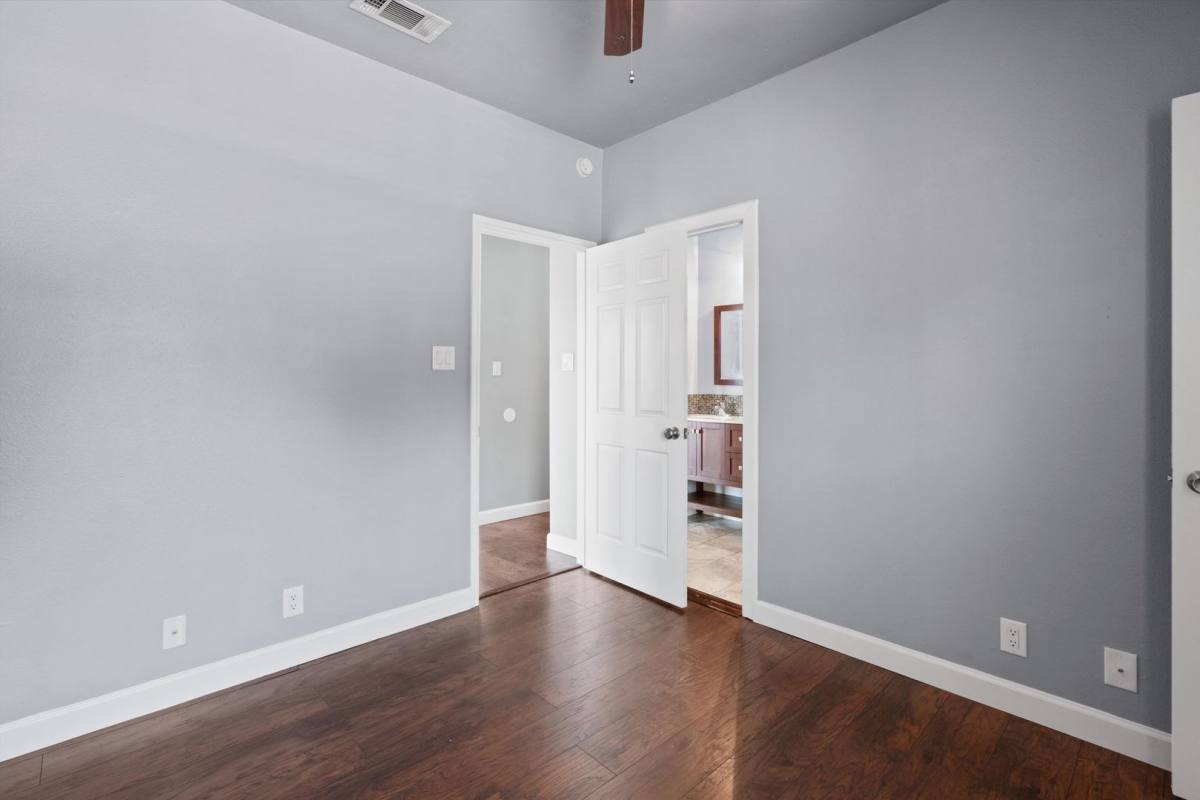 Condo for rent at 2414 Longview St, Austin, TX 78705