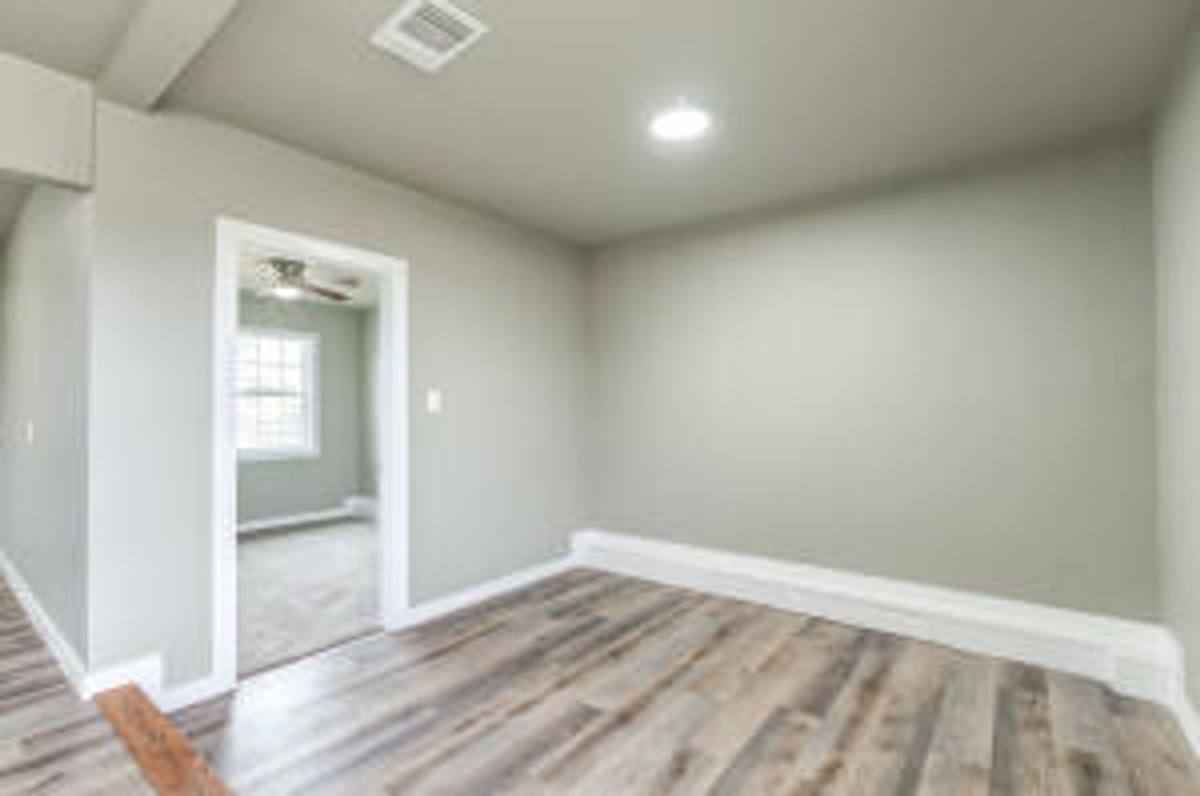 House for rent at 918 E Rice St, Lubbock, TX 79403