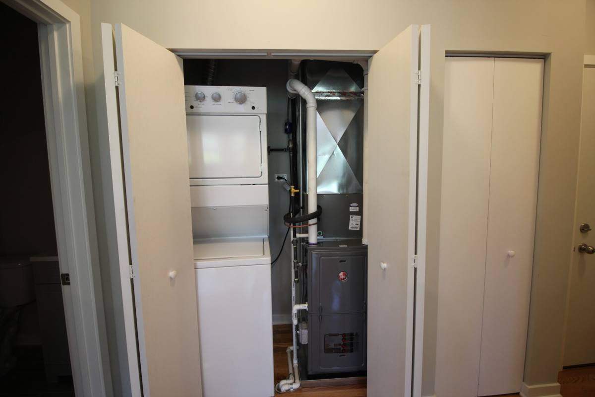 Apartment for rent at 1801 W School, Chicago, IL 60657