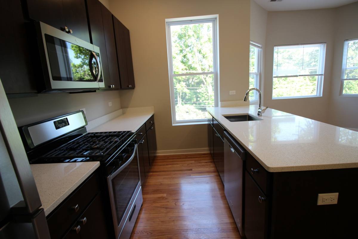 Apartment for rent at 1801 W School, Chicago, IL 60657
