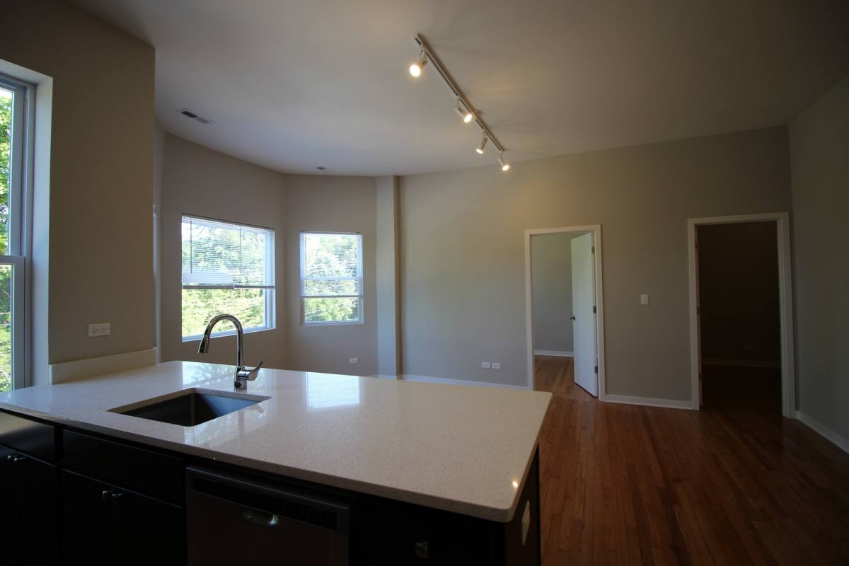 Apartment for rent at 1801 W School, Chicago, IL 60657