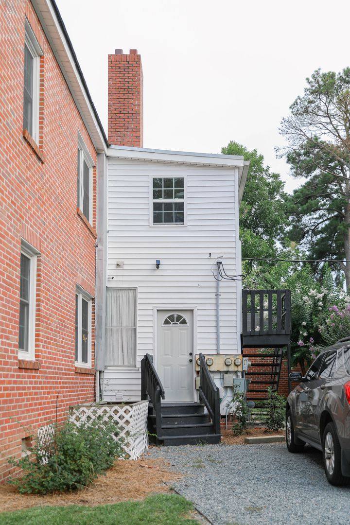 Apartment for rent at 1109 N Chestnut St, Lumberton, NC 28358