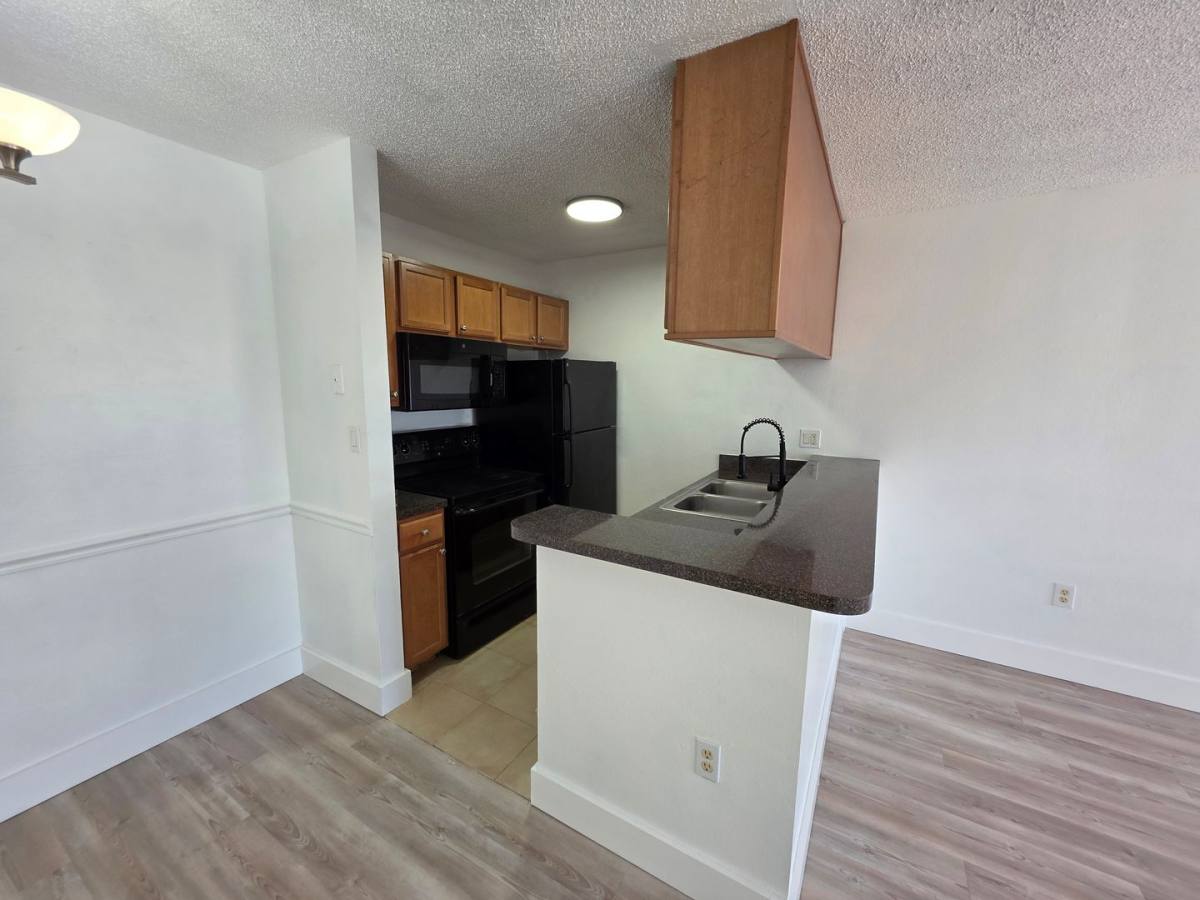 Condo for rent at 220 Lake Parsons Green, Brandon, FL 33511