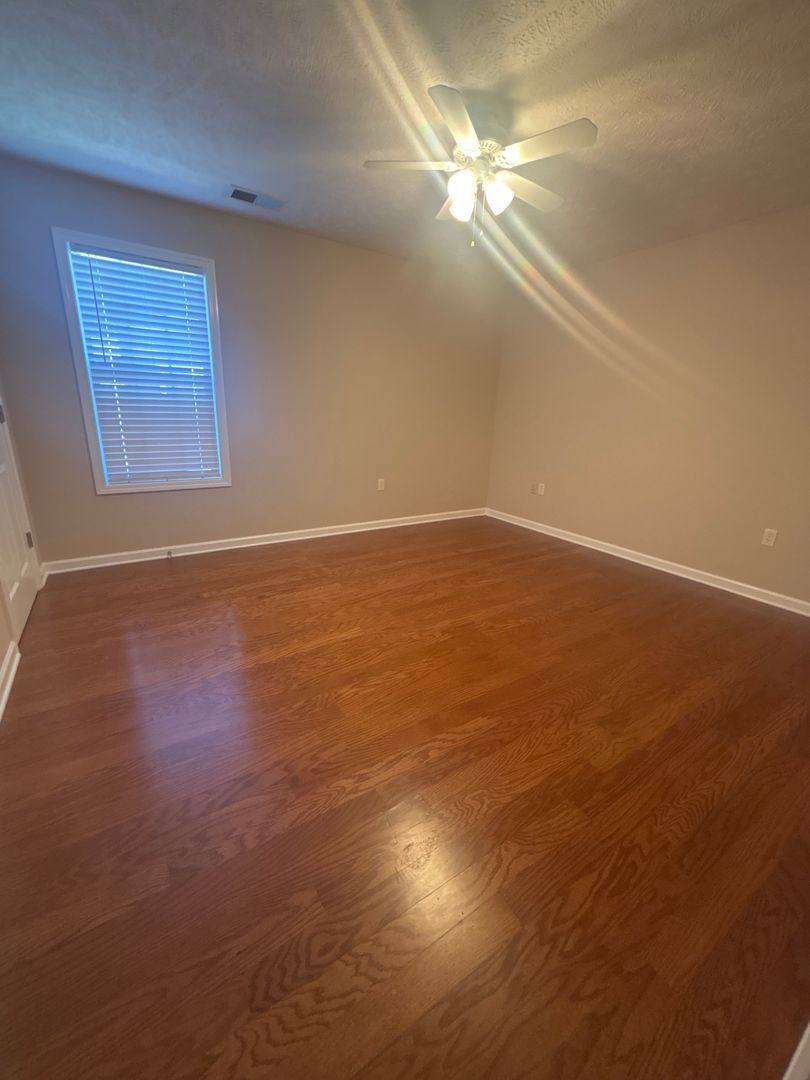 Apartment for rent at 282 Foxworth Dr, Jackson, TN 38305