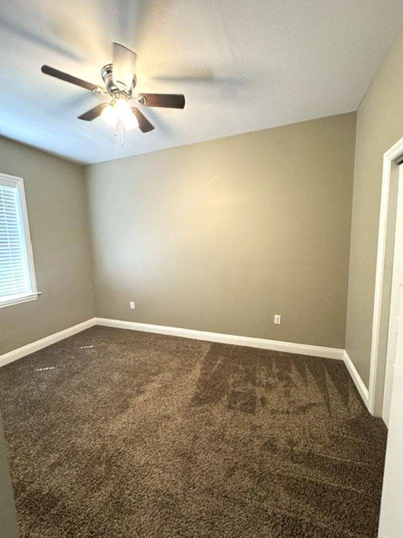 Apartment for rent at 117 S Yolo St, Willows, CA 95988