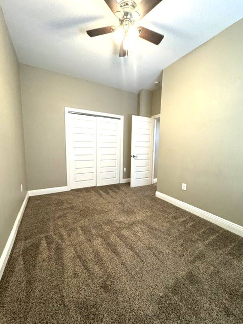 Apartment for rent at 117 S Yolo St, Willows, CA 95988