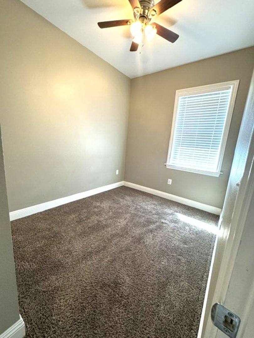Apartment for rent at 117 S Yolo St, Willows, CA 95988